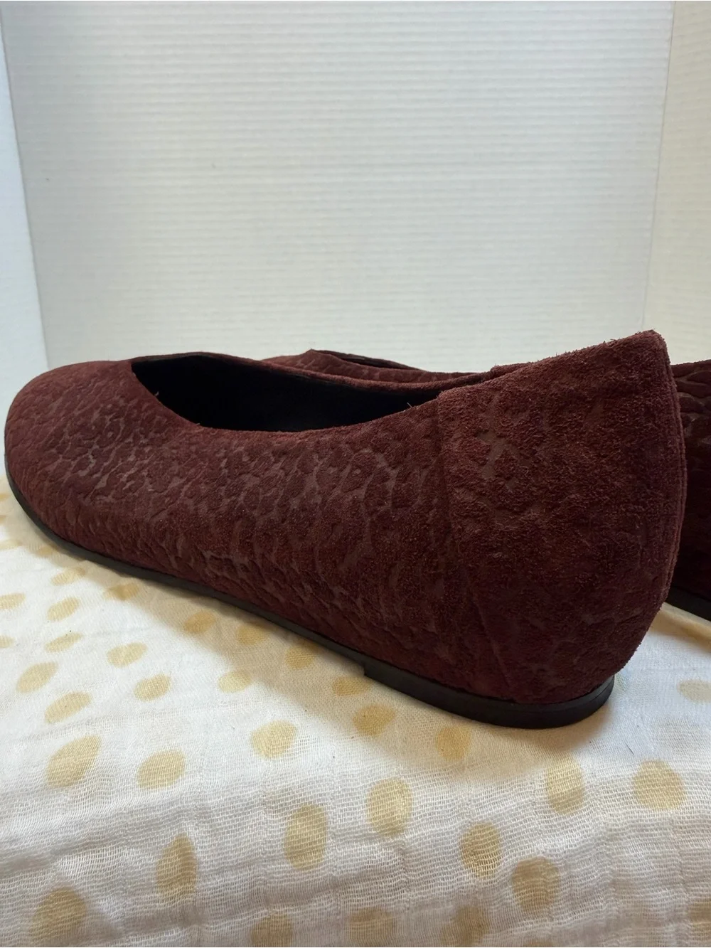 Eileen Fisher Suede Ballet Flats Burgundy 9.5 Leopard-Embossed Pattern Slip-on